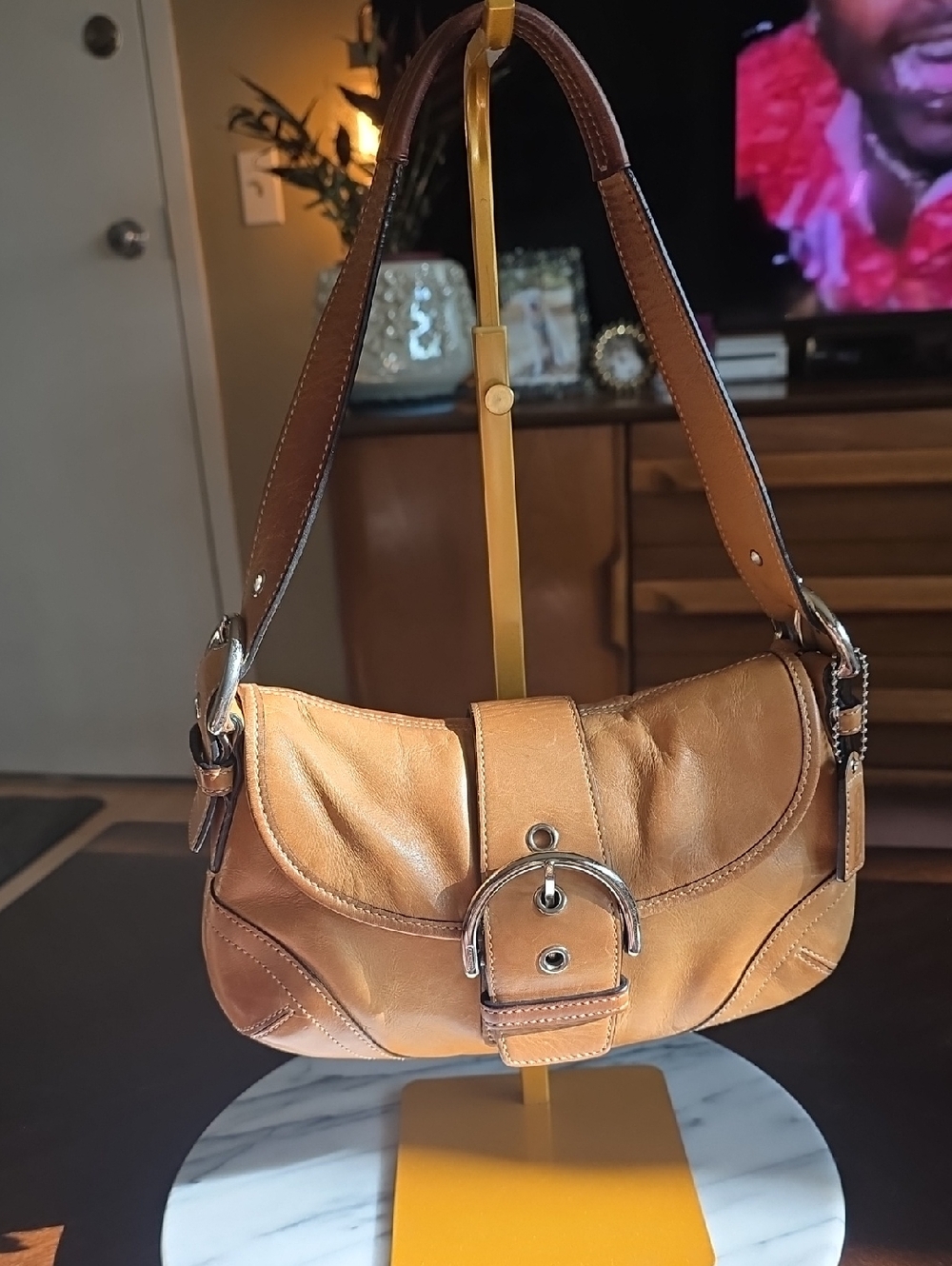 Coach 2006 Soho Brown Leather Shoulder Bag with Buckle Accent